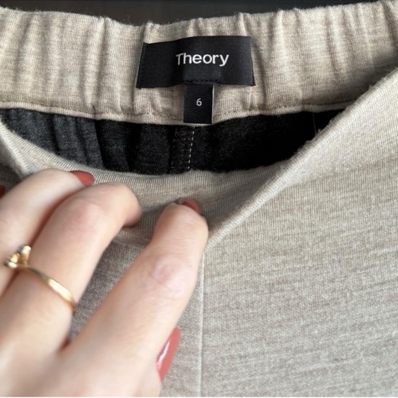 THEORY Slit Flared Demitria Pant in Double-Knit Jersey Oatmeal Size 6 - Picture 3 of 10